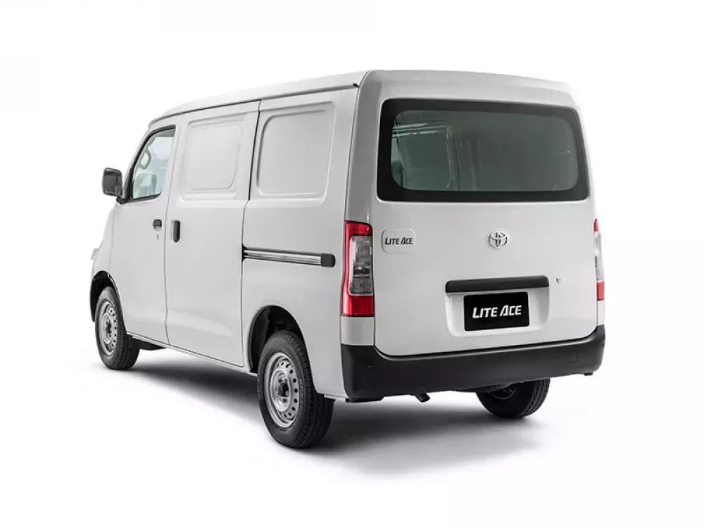 Toyota Liteace VAN 2023