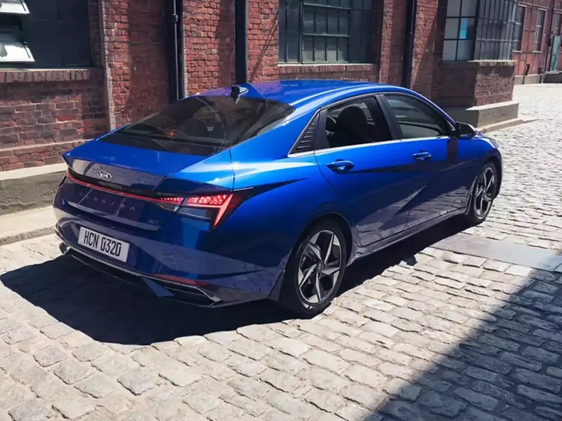 Hyundai Elantra Smart 2023